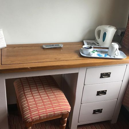 Winston Manor Guesthouse Rooms 처칠 외부 사진
