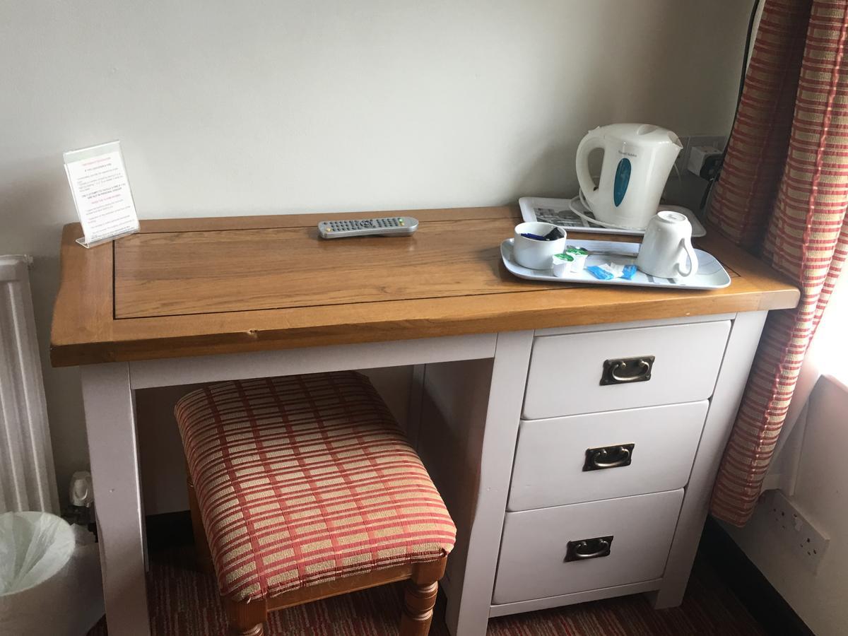 Winston Manor Guesthouse Rooms 처칠 외부 사진