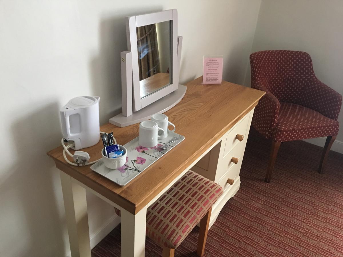 Winston Manor Guesthouse Rooms 처칠 외부 사진