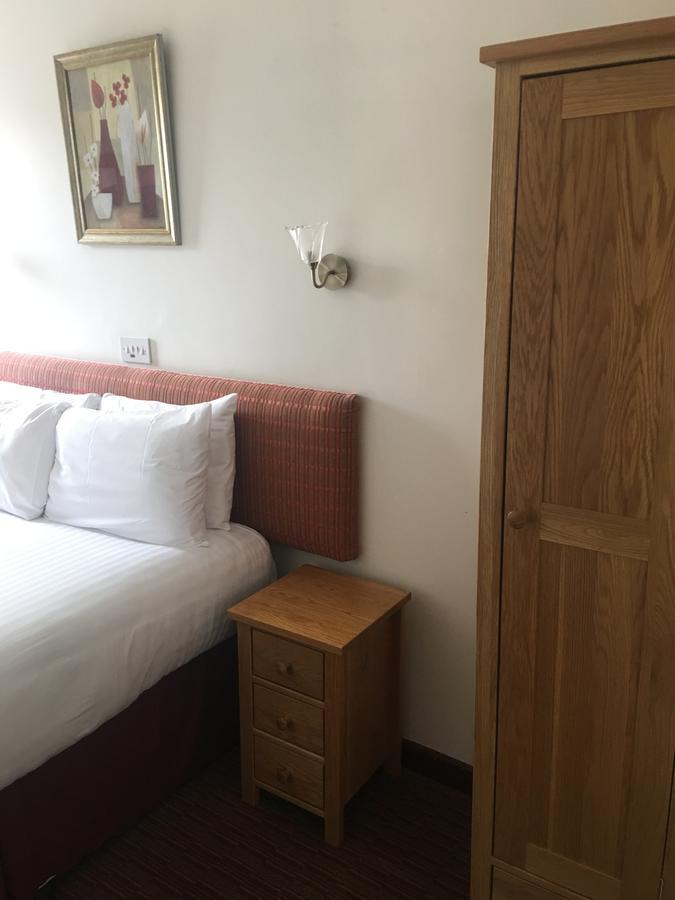 Winston Manor Guesthouse Rooms 처칠 외부 사진