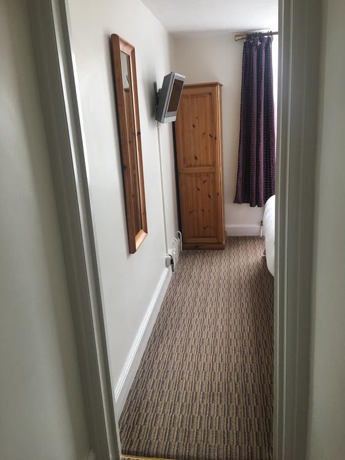 Winston Manor Guesthouse Rooms 처칠 외부 사진