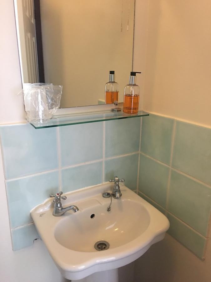 Winston Manor Guesthouse Rooms 처칠 외부 사진