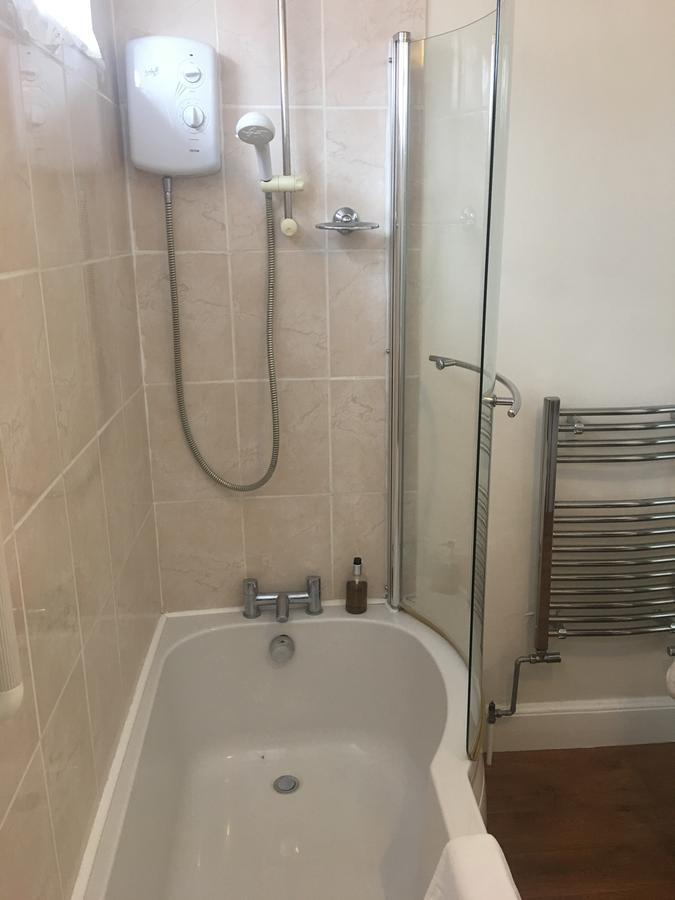Winston Manor Guesthouse Rooms 처칠 외부 사진