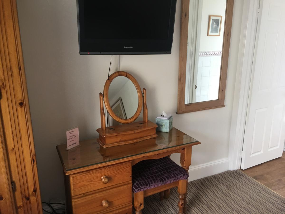 Winston Manor Guesthouse Rooms 처칠 외부 사진