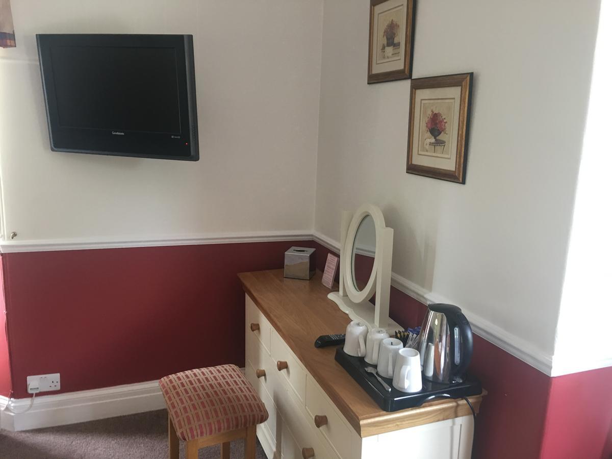 Winston Manor Guesthouse Rooms 처칠 외부 사진